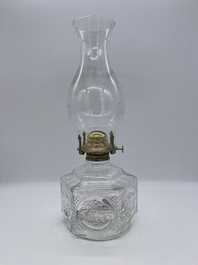 Vintage Oil Lamp Clear Glass Lamplight Farms Frontier Horse Buggy Base
